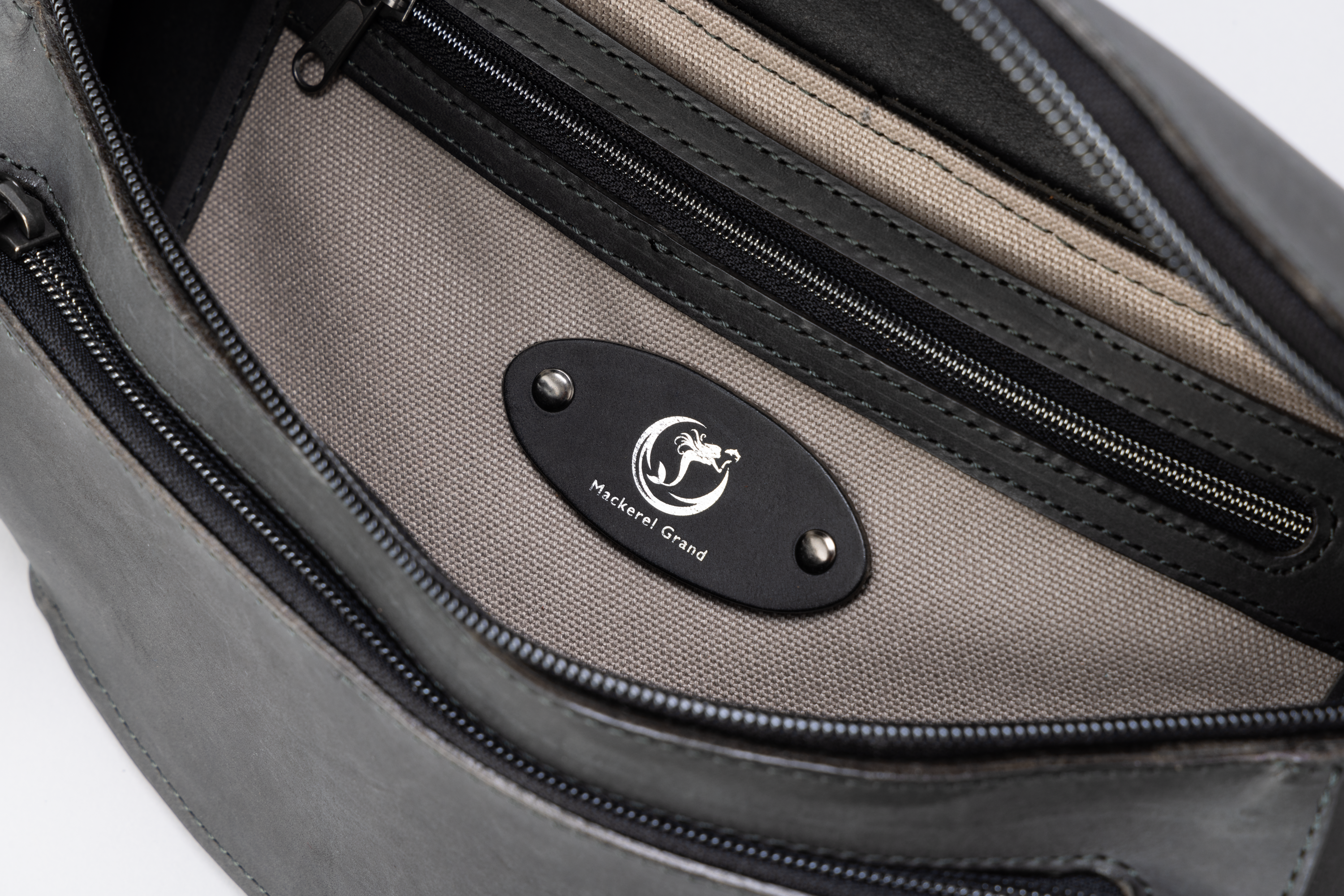 Two-Way Crossbody Bag Type 2(GRY)