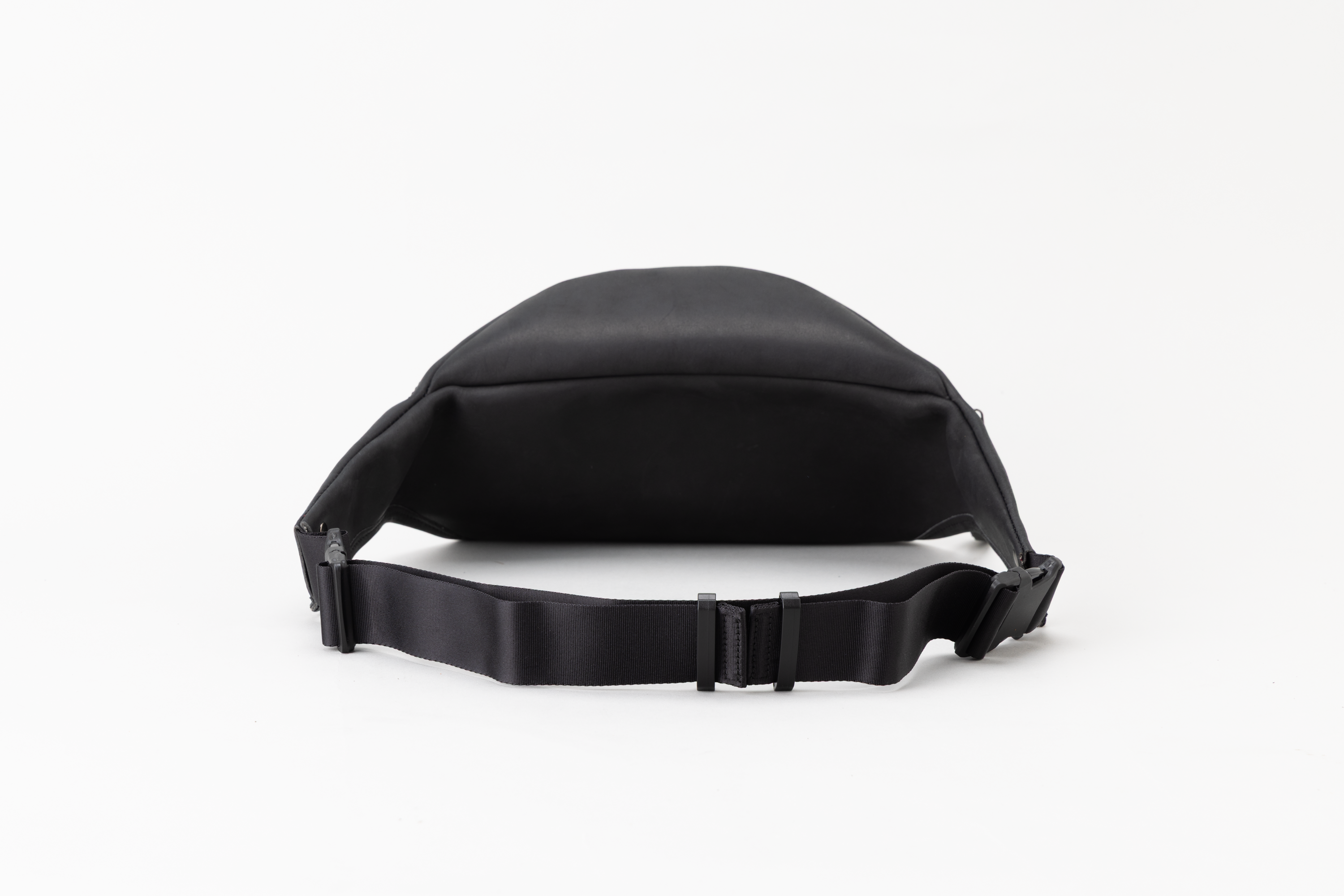 Two-Way Crossbody Bag（BLK）